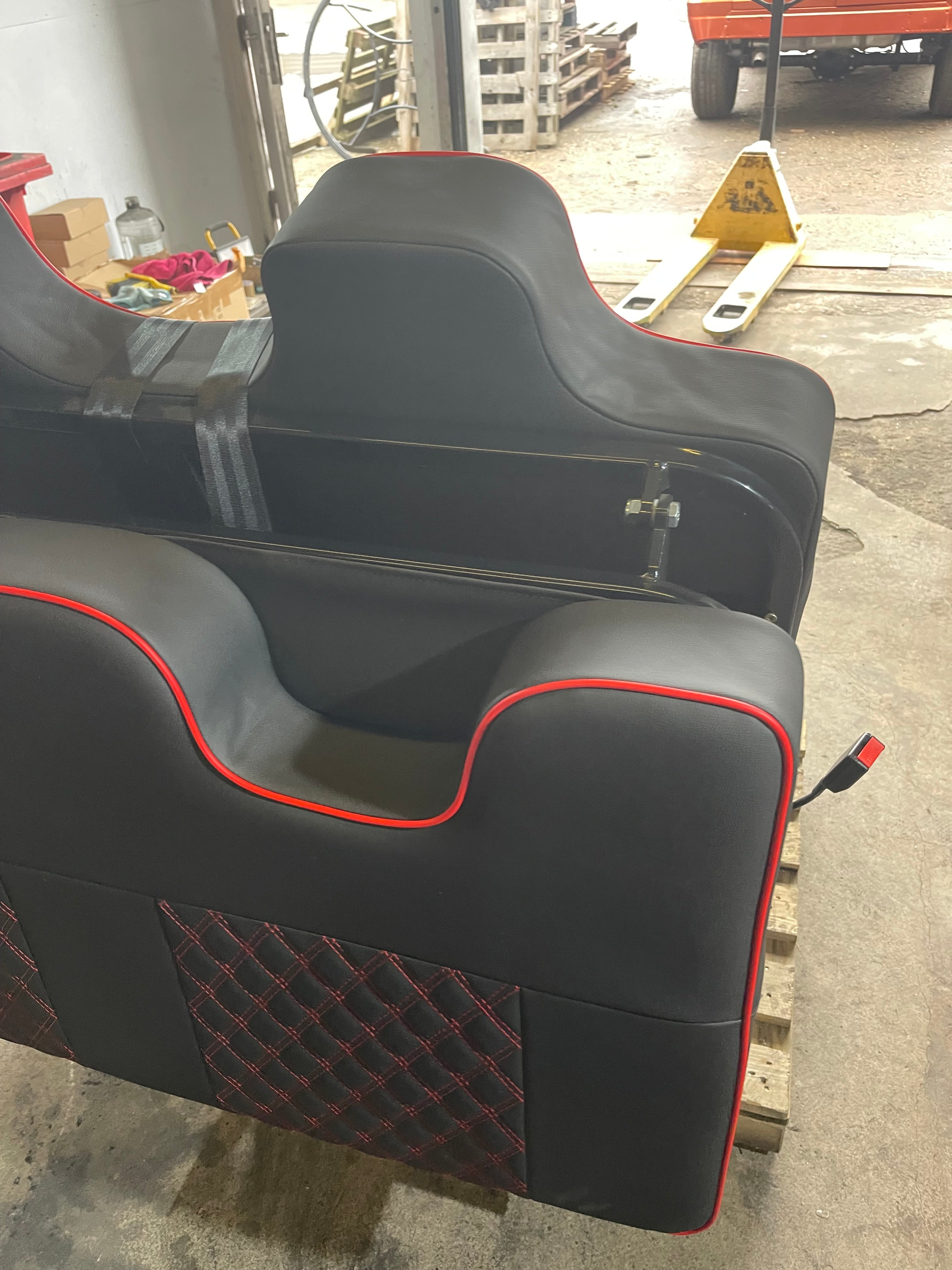 3/4 Rock and Roll Bed,M1 Tested - Black with small cross stitch and logo’s