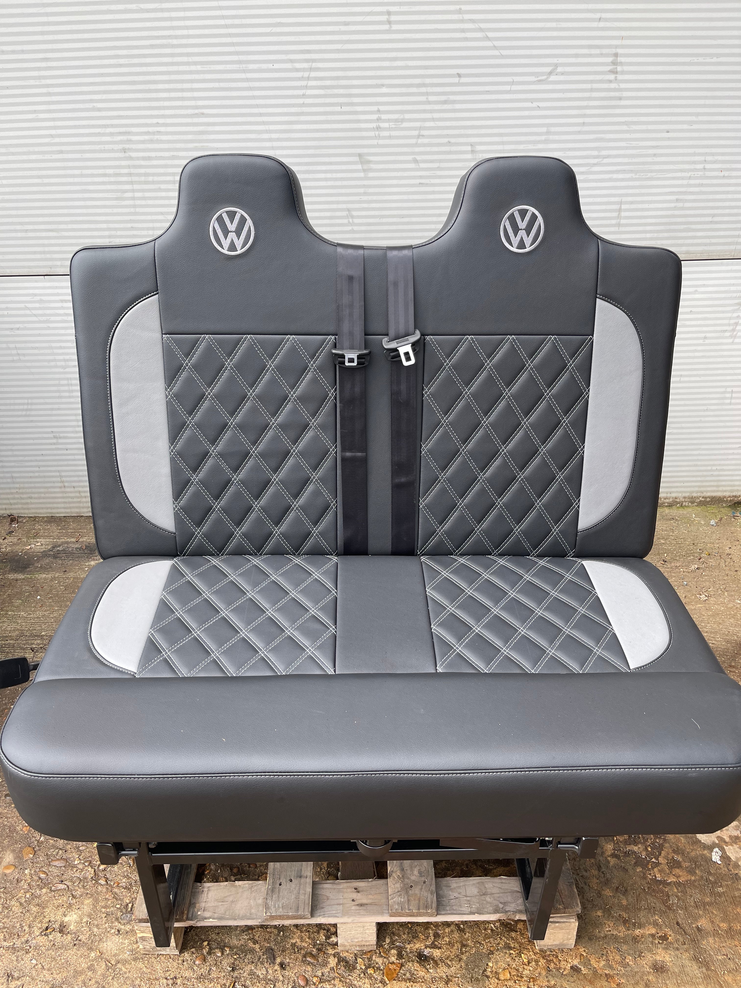 3/4 Rock and Roll Bed,M1 Tested. Black with Grey Stitch and Logo’s