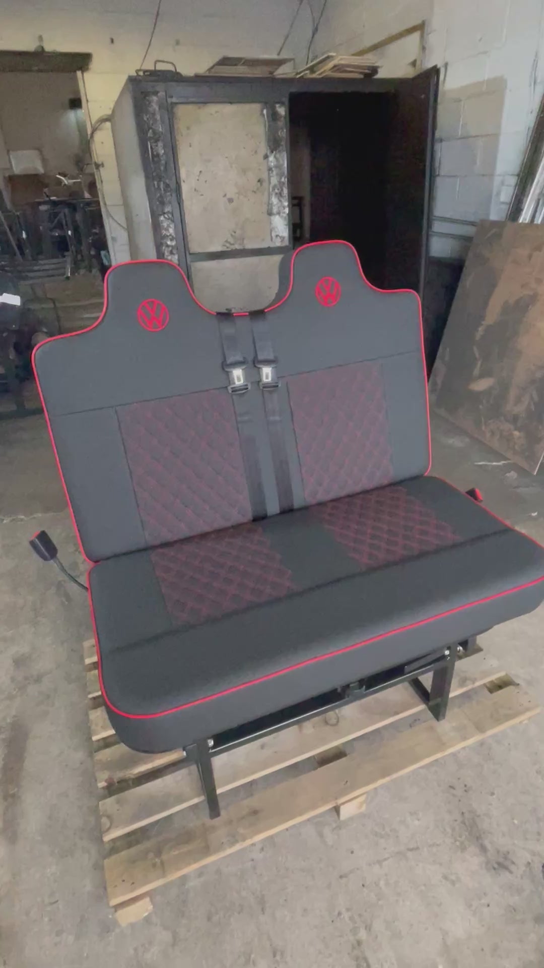 3/4 Rock and Roll Bed,M1 Tested - Black with small cross stitch and logo’s